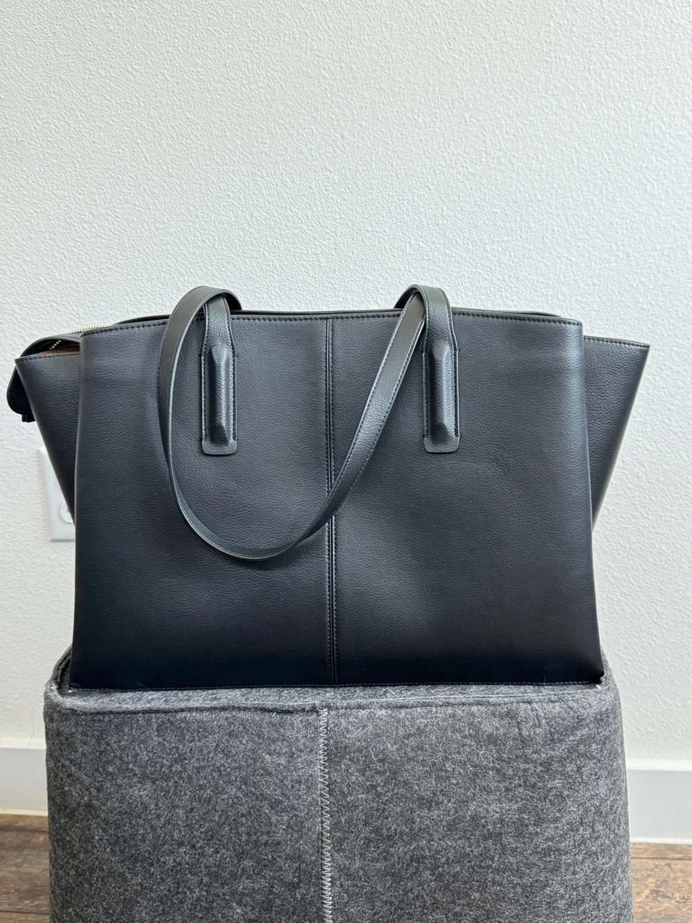 Freja Black Vegan Leather Paloma Tote Bag